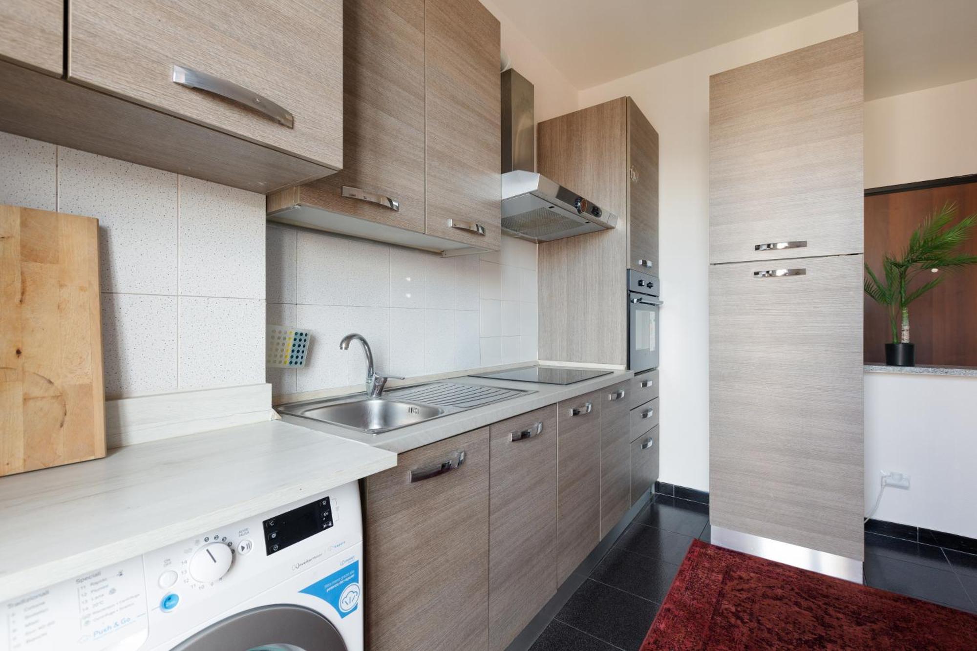 Corvetto M3 - Comfy Apt. With Balcony! Milano Ngoại thất bức ảnh