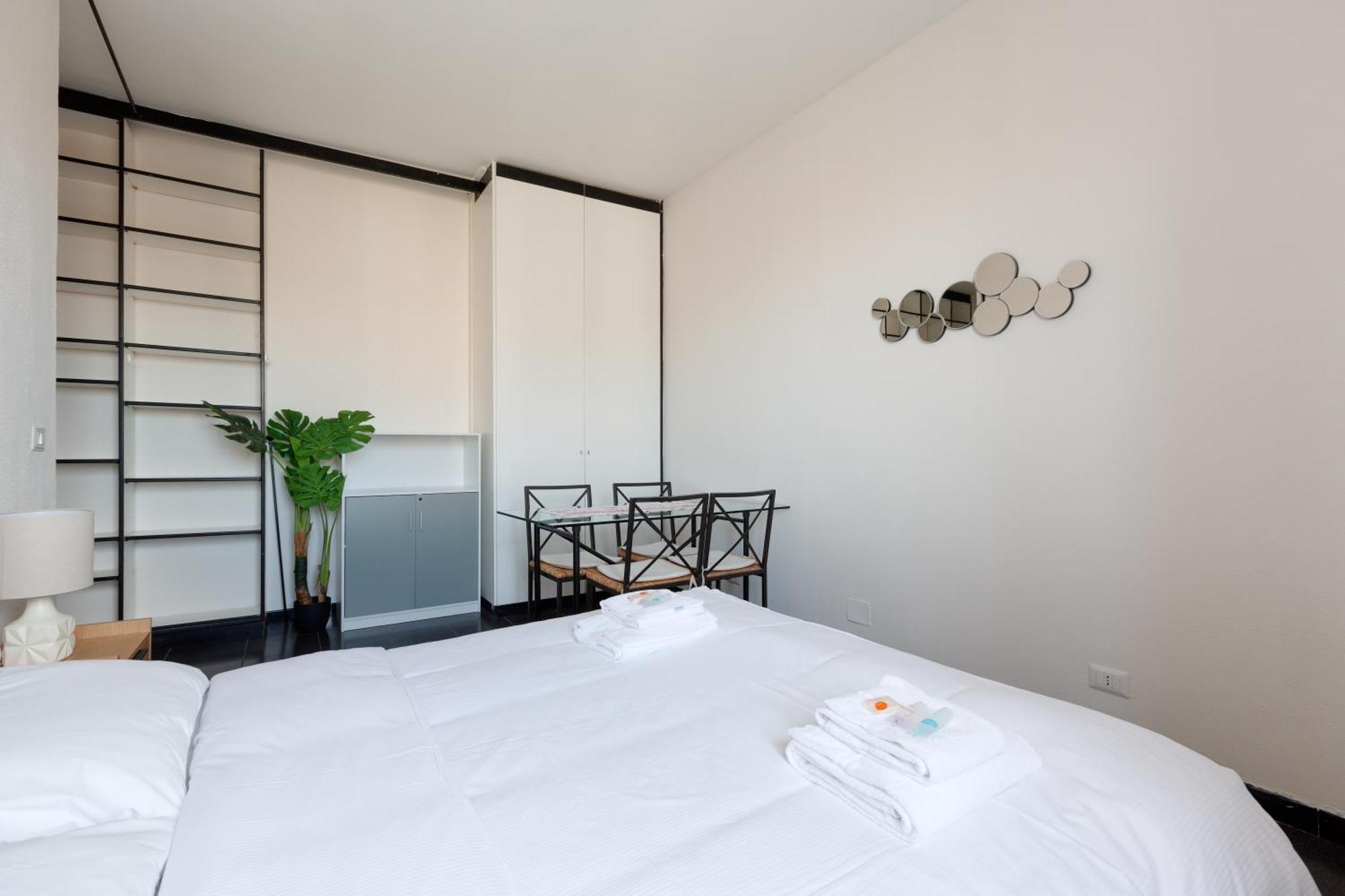 Corvetto M3 - Comfy Apt. With Balcony! Milano Ngoại thất bức ảnh